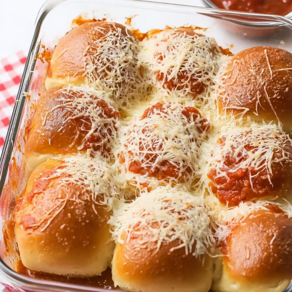 Easy Pepperoni Pizza Sliders Recipe – The Perfect Party Snack (1)