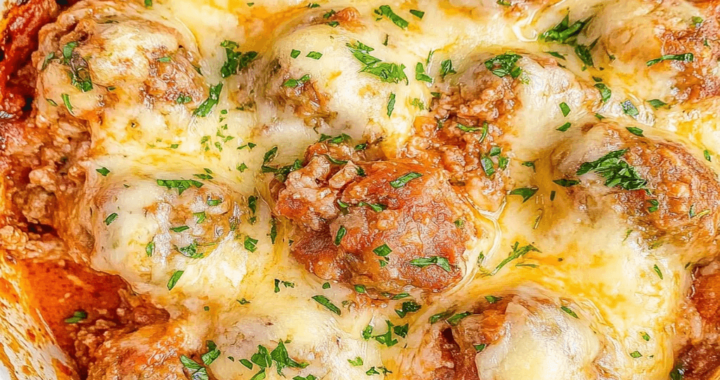 Quick and Cheesy Meatball Casserole for Cozy Nights (2) (1)
