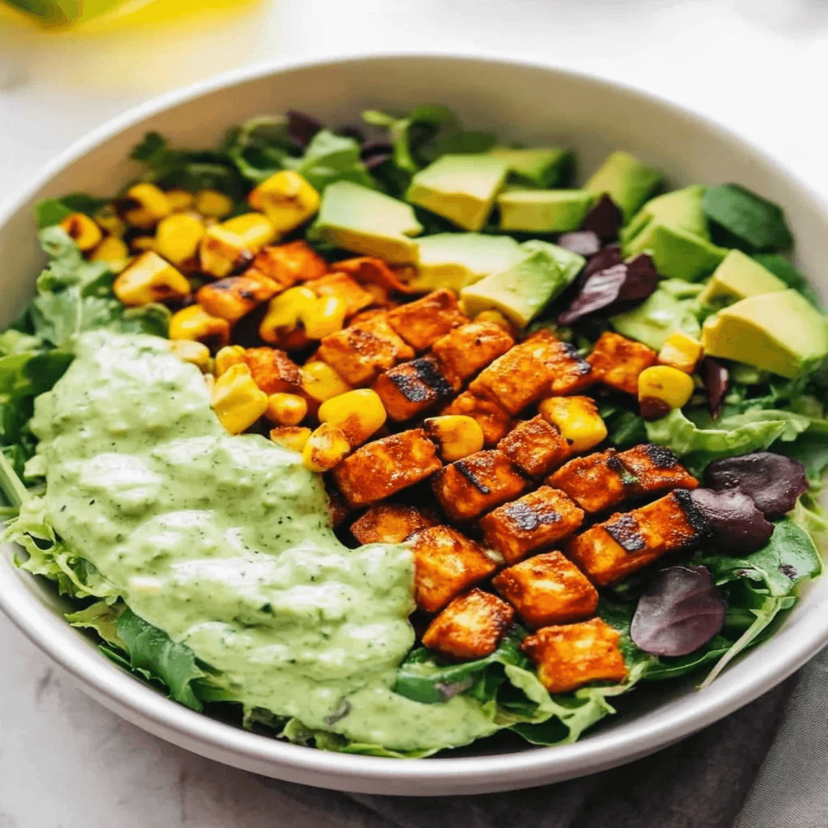 Spicy Southwestern Salad with Creamy Avocado Dressing – Quick & Easy! (1)