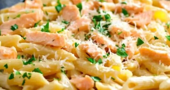 Creamy Salmon Pasta Recipe – A Quick & Easy Dinner Favorite! (3)