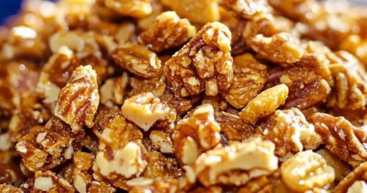 Easy Praline Crunch Recipe – A Sweet & Crunchy Southern Treat (3)