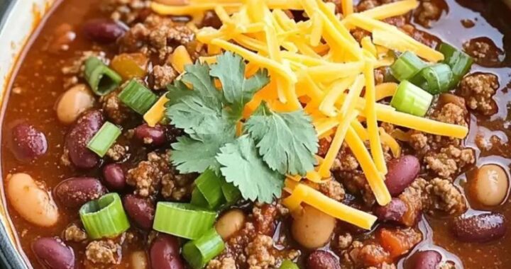 Pioneer Woman Chili Recipe – Easy, Hearty & Delicious