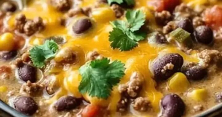 Cheesy Enchiladas Chili Recipe – Easy One-Pot Dinner for the Family (5)