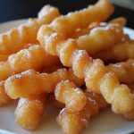 Crispy Funnel Cake Sticks – Quick & Delicious Fried Dessert Idea (1)