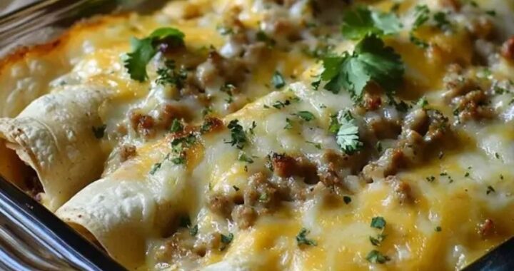 _Quick & Easy Cheesy Southern Breakfast Enchiladas You’ll Love (3)