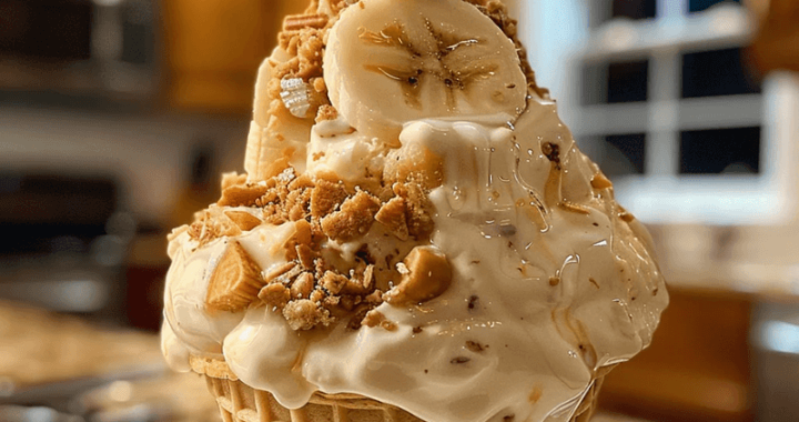 Banana Pudding Cheesecake Cones – The ultimate treat!