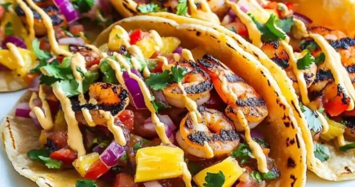 Best Grilled Shrimp Tacos Recipe with Garlic-Lime Marinade (1)