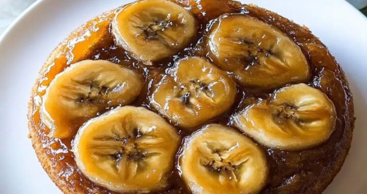 Easy Caramelized Banana Cake Recipe You’ll Want to Bake Again (1)