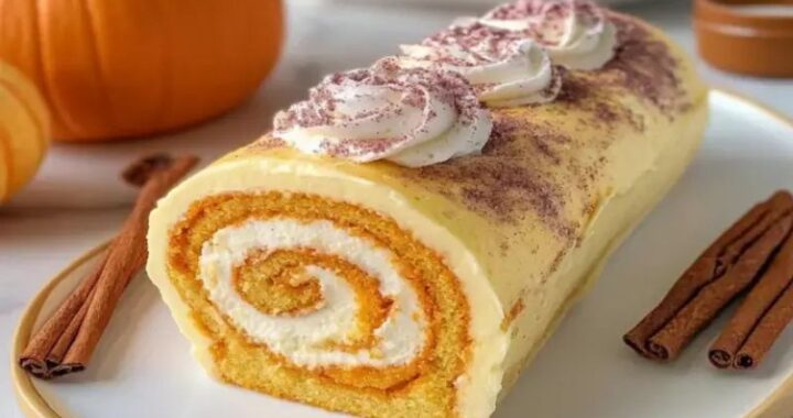 Easy Pastel Halloween Cake Roll Recipe – Sweet, Soft, and Festive (1)