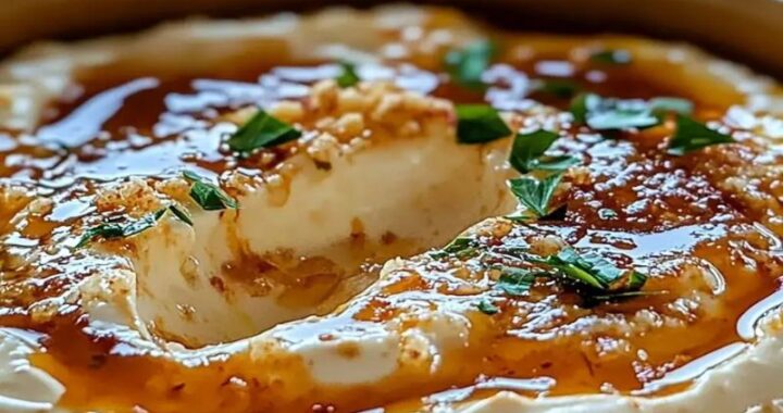 Easy Spicy Sweet Hot Honey Chili Crunch Dip for Any Occasion (1)