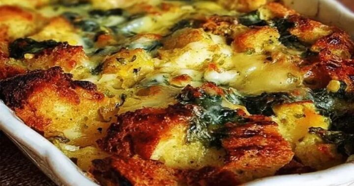 How to Make the Best Cheesy Bread Casserole – Quick & Delicious! (1)