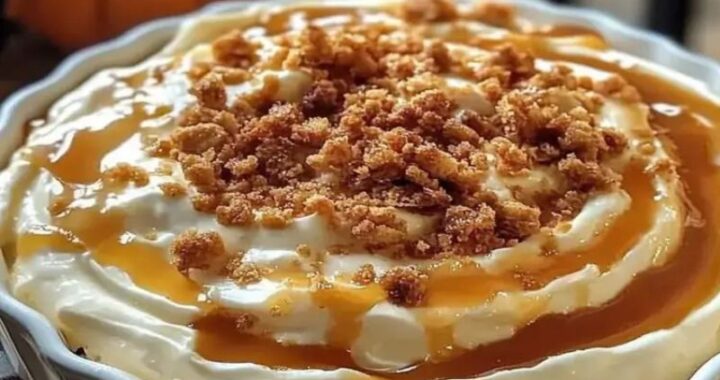 The Best Caramel Pumpkin Pie Cheesecake Dip for Holiday Gatherings (1)