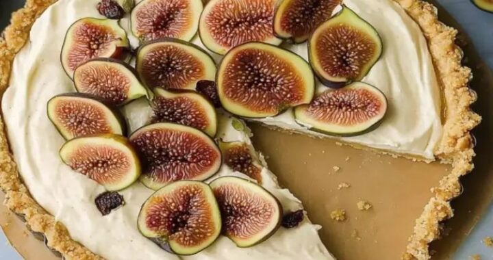The Best Fig Mascarpone Tart – Creamy Filling with Juicy Figs (1)